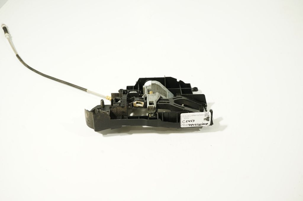 Rear door exterior handle/bracket (2)
