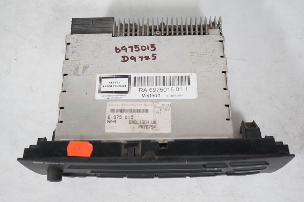 Radio/CD/DVD/GPS head unit (10)