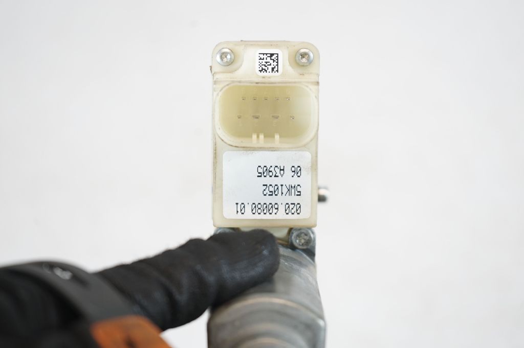 Rear door window regulator motor (6)