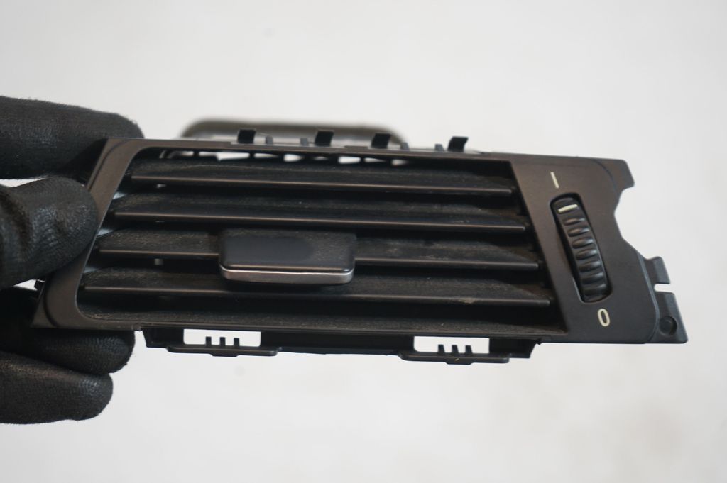 Dashboard air vent grill cover trim (6)