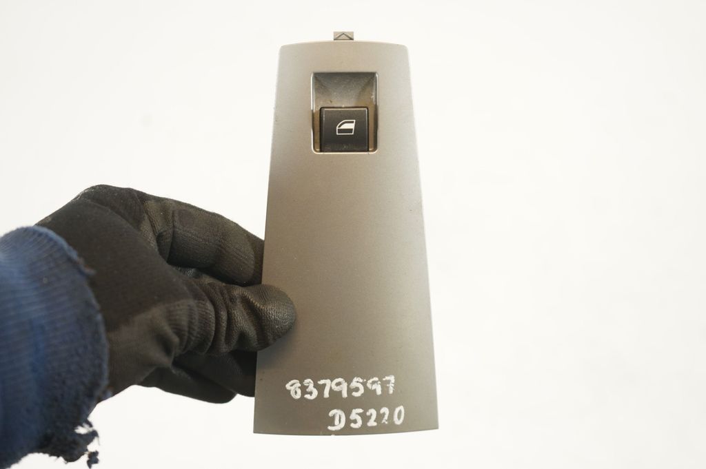 Electric window control switch (7)