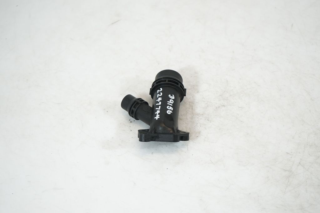 Engine coolant pipe/hose (2)