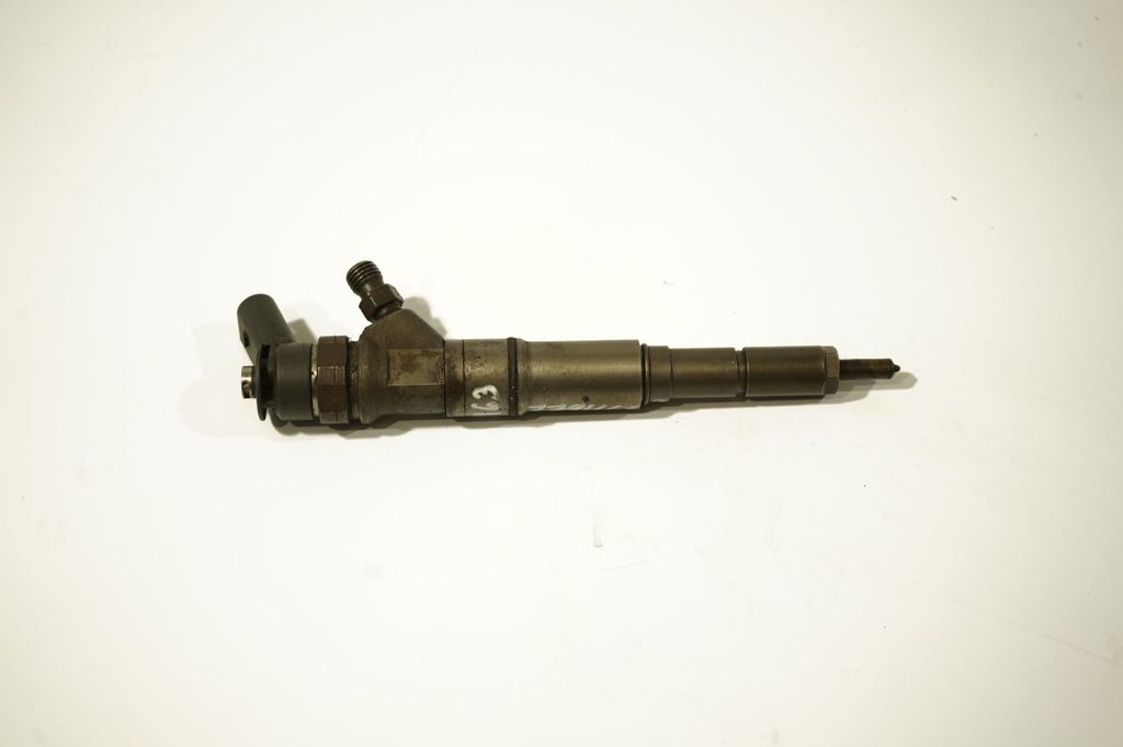 Fuel injector (2)