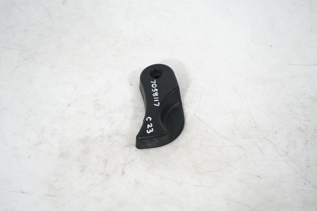 Engine bonnet (hood) release handle (2)