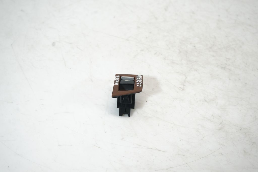 Electric window control switch (3)