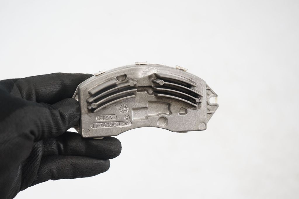 Heater blower motor/fan resistor (6)