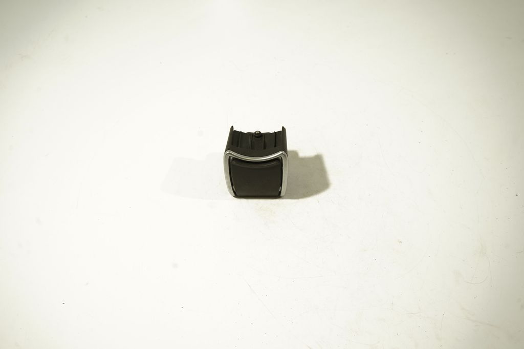 Car ashtray (5)