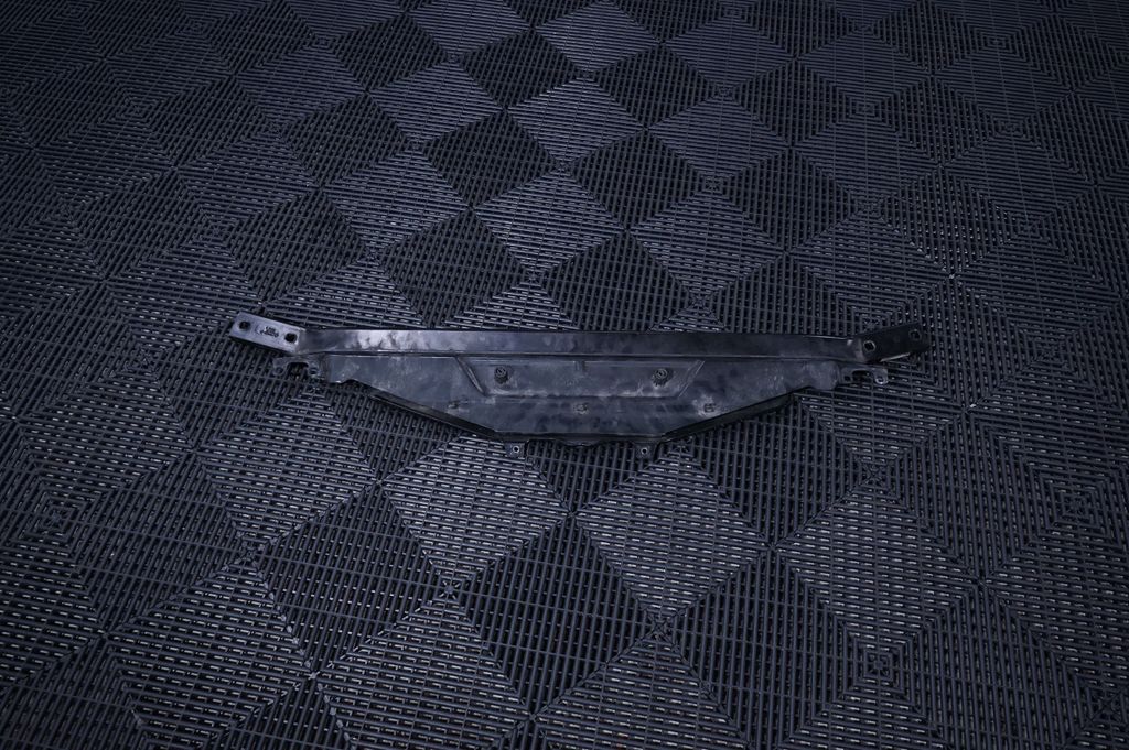 Top upper radiator support slam panel (6)