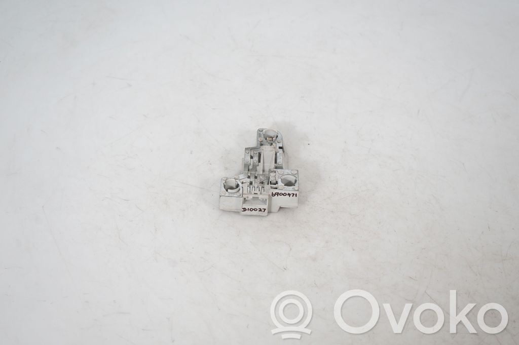 Tail light bulb cover holder (2)