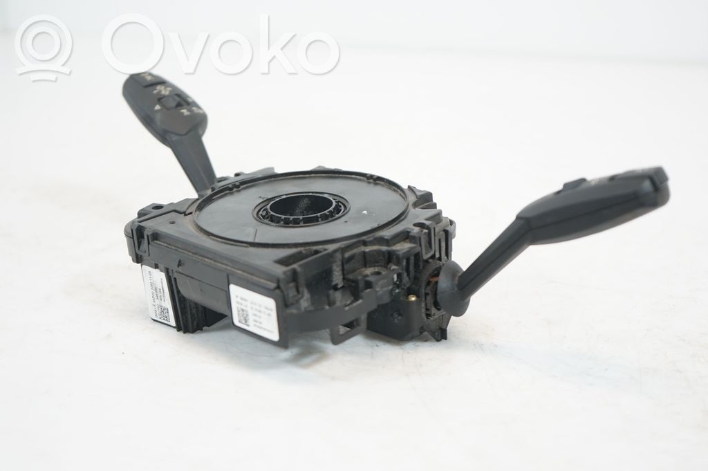 Wiper turn signal indicator stalk/switch (7)