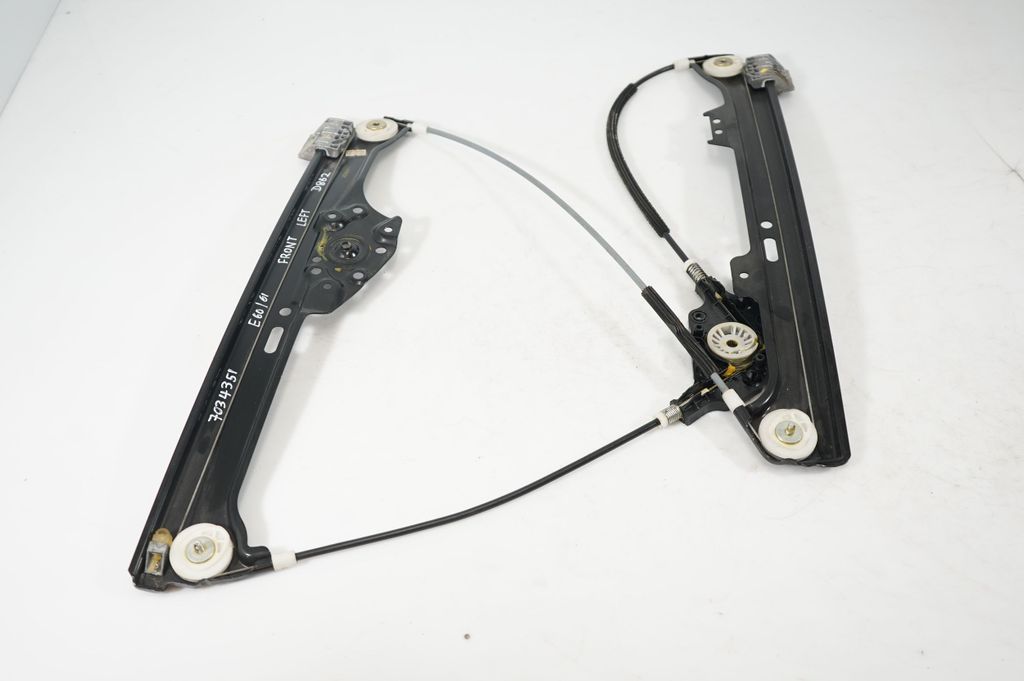 Front door window regulator with motor (4)