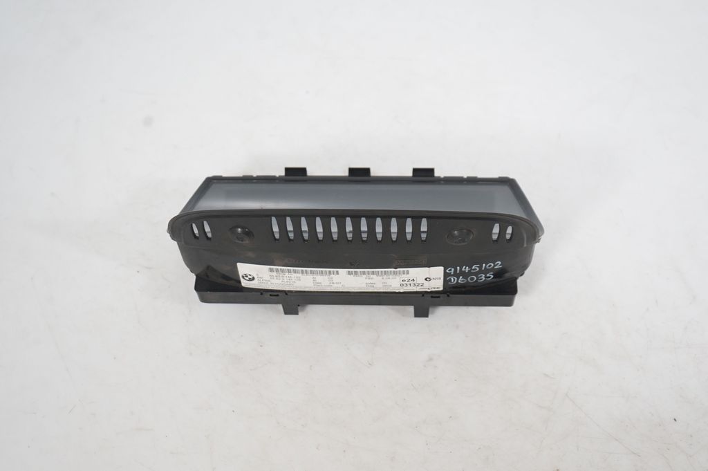 Screen/display/small screen (3)