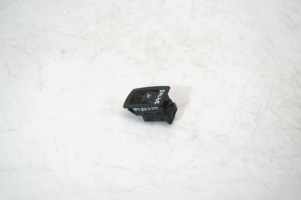 Electric window control switch (2)