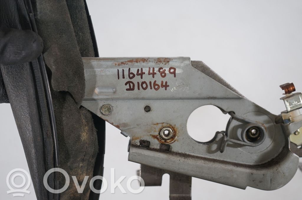 Handbrake/parking brake lever assembly (8)