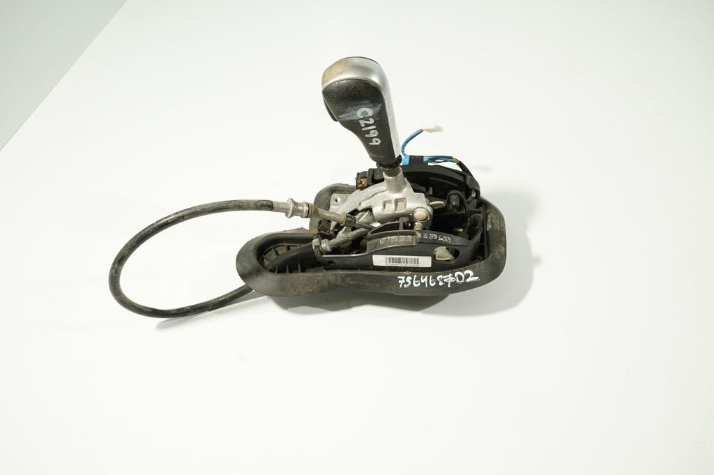 Gear shifter/selector (9)