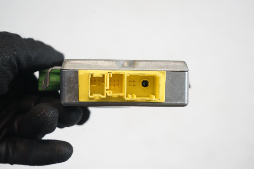 Door control unit/module (8)