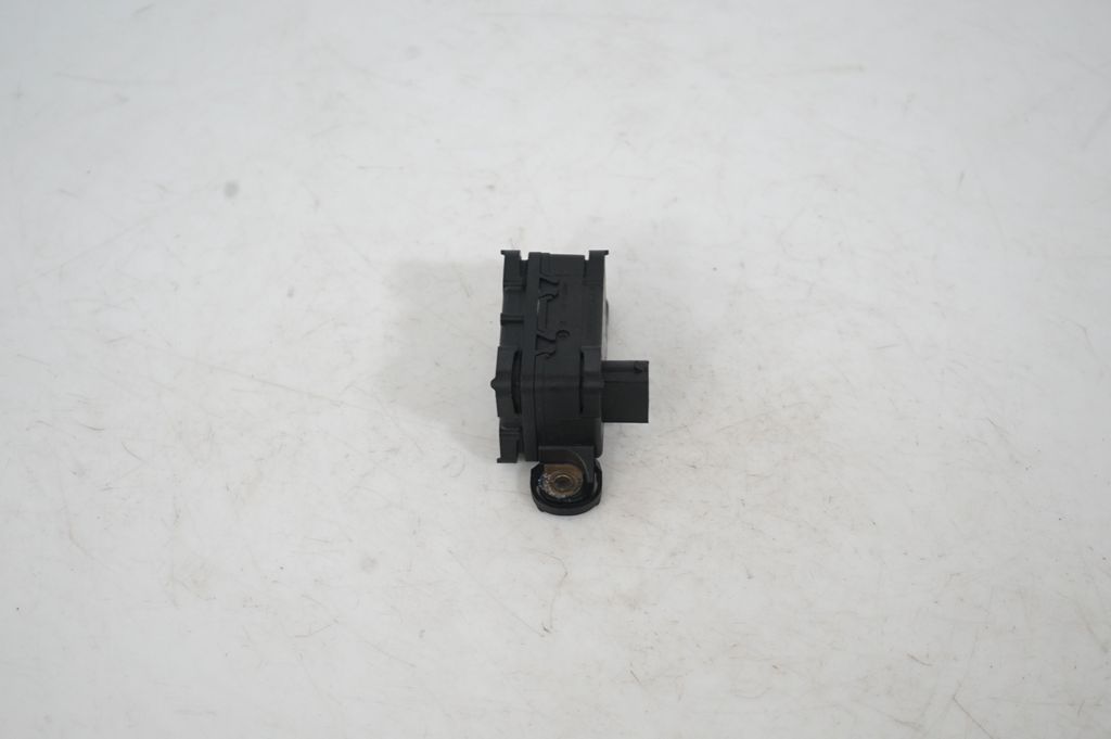 ESP acceleration yaw rate sensor (2)