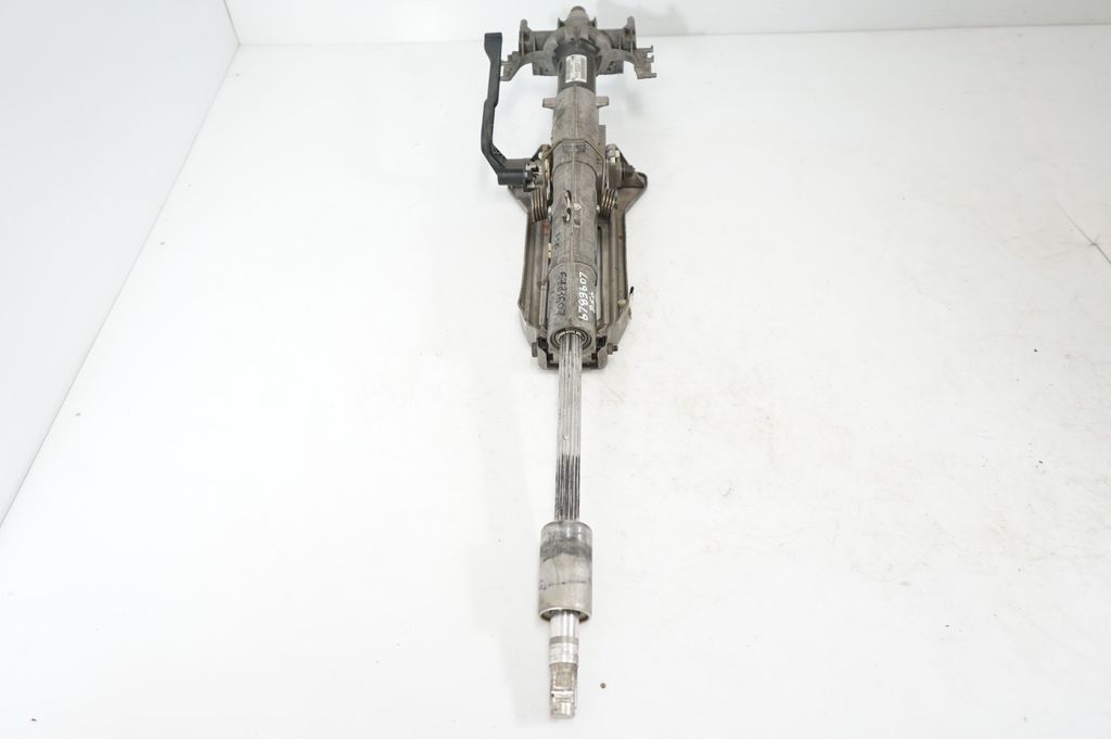 Steering wheel axle (4)