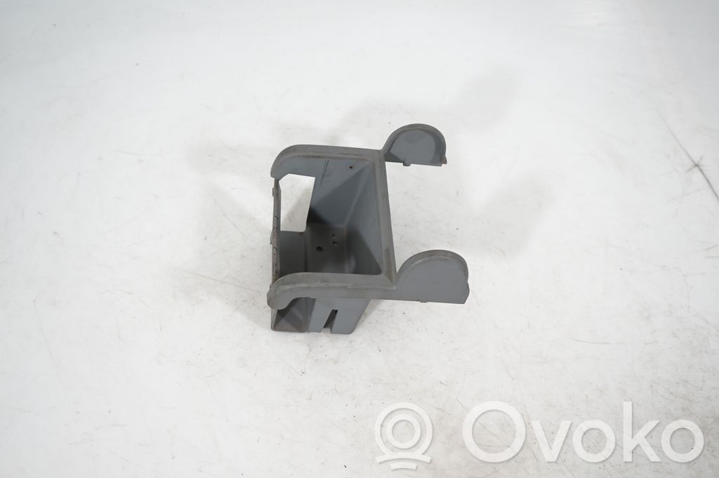 Other center console (tunnel) element (2)