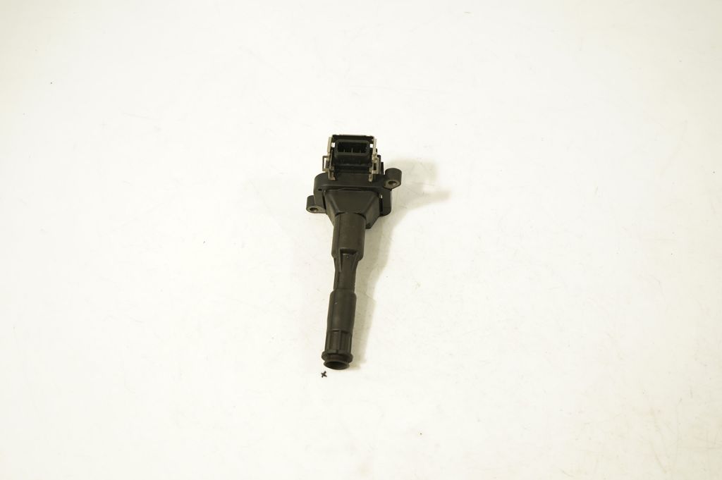 High voltage ignition coil