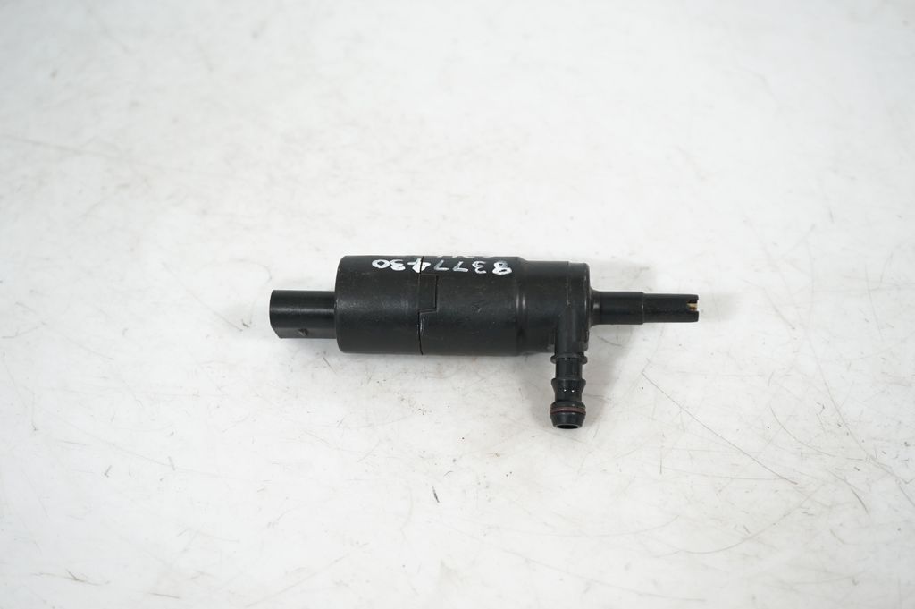 Headlight washer pump (3)