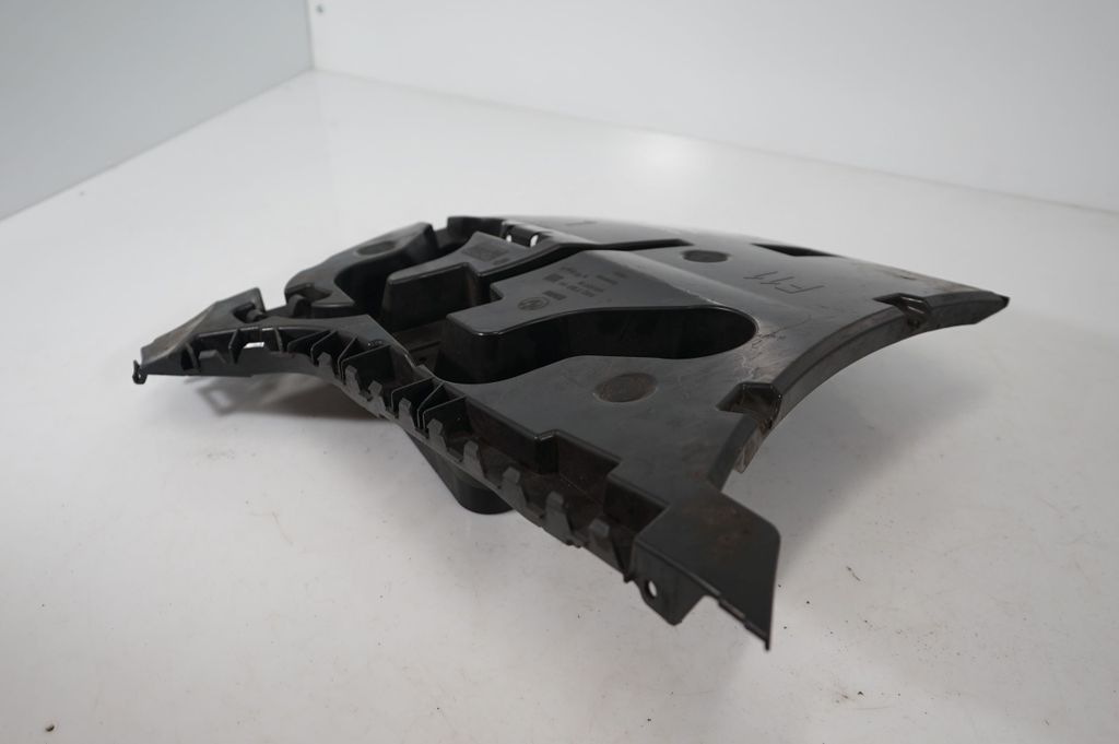 Rear bumper mounting bracket (6)
