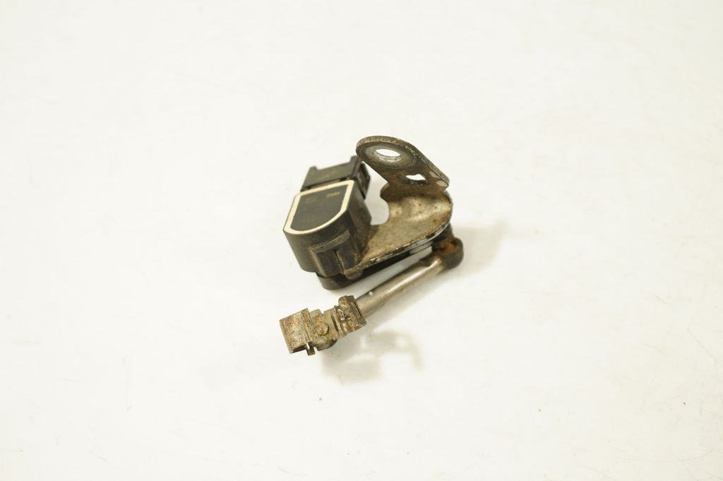 Headlight/headlamp level sensor (3)