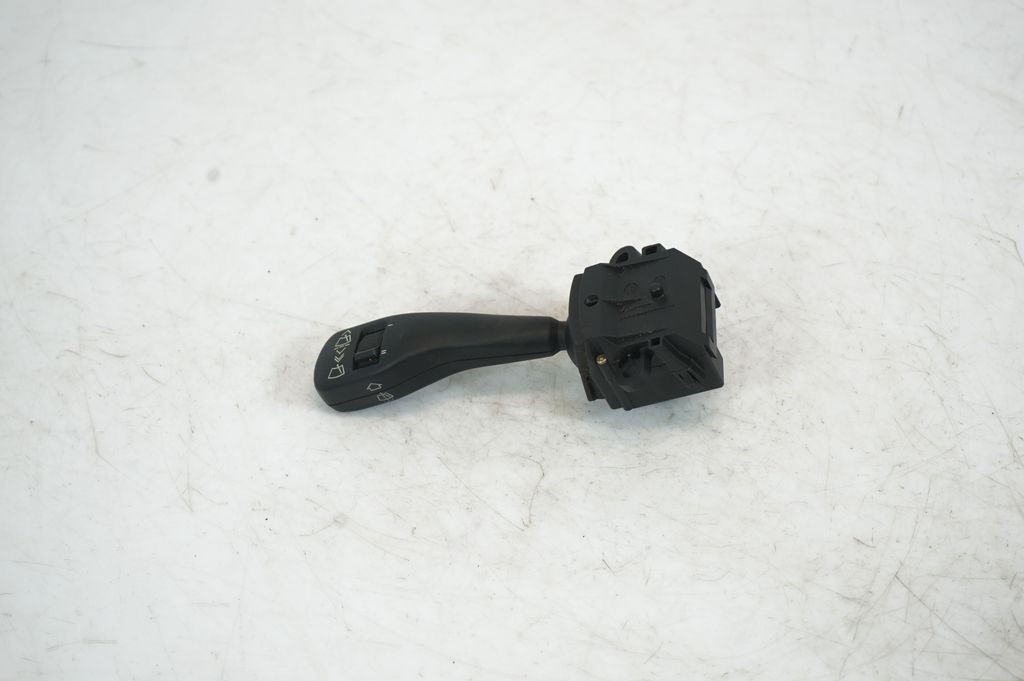 Wiper control stalk (3)