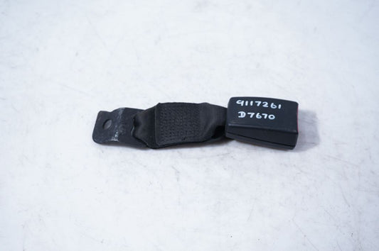 Rear seatbelt buckle