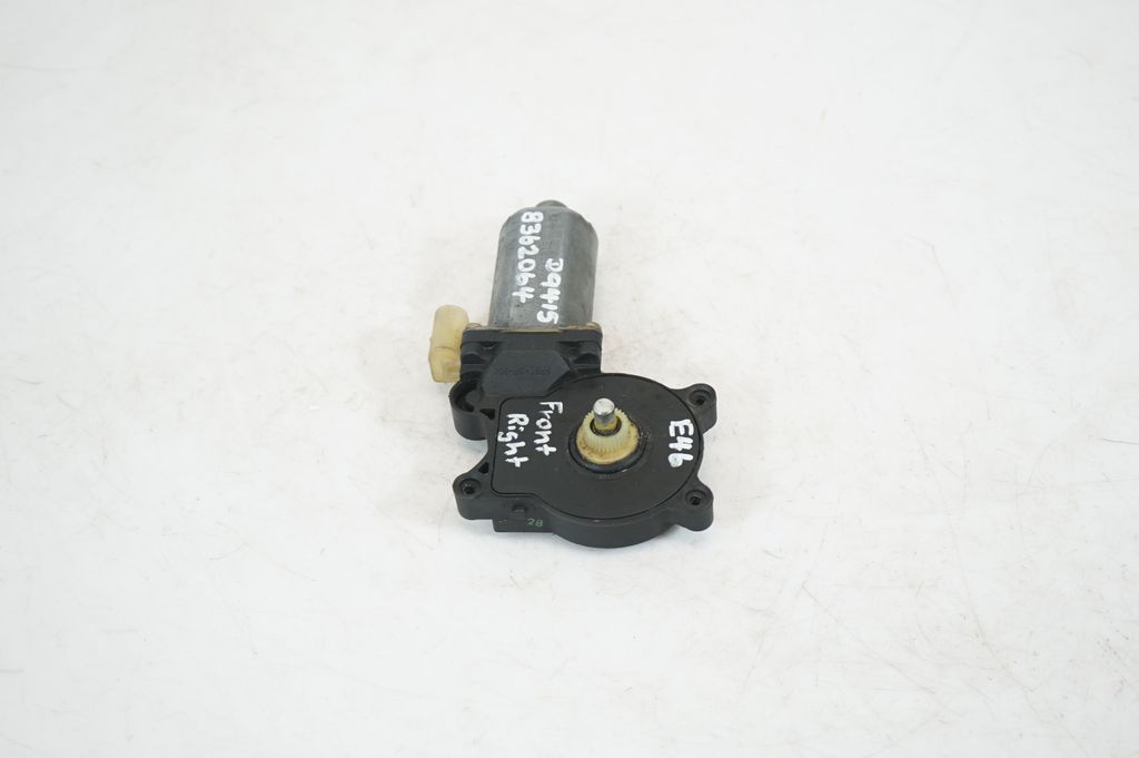 Front door window regulator motor (2)