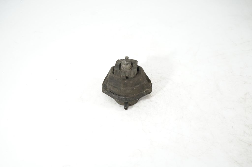 Engine mount bracket (2)