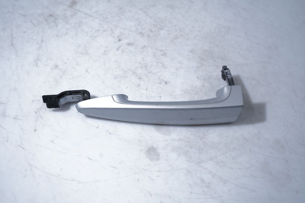 Front door exterior handle (5)
