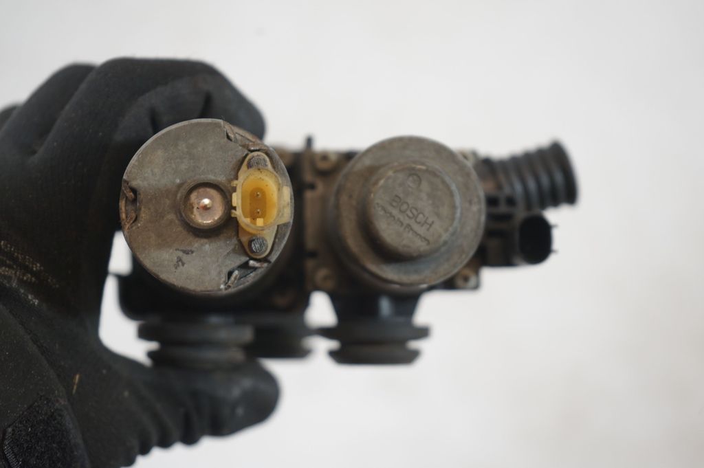 Coolant heater control valve (7)