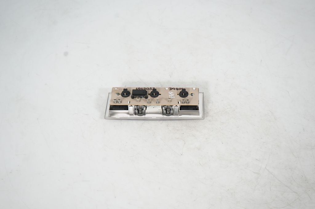 Front seat light (5)