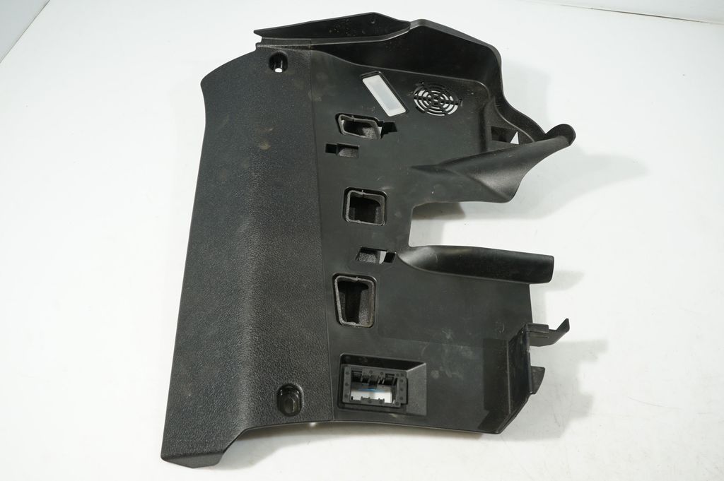 Dashboard lower bottom trim panel (2)