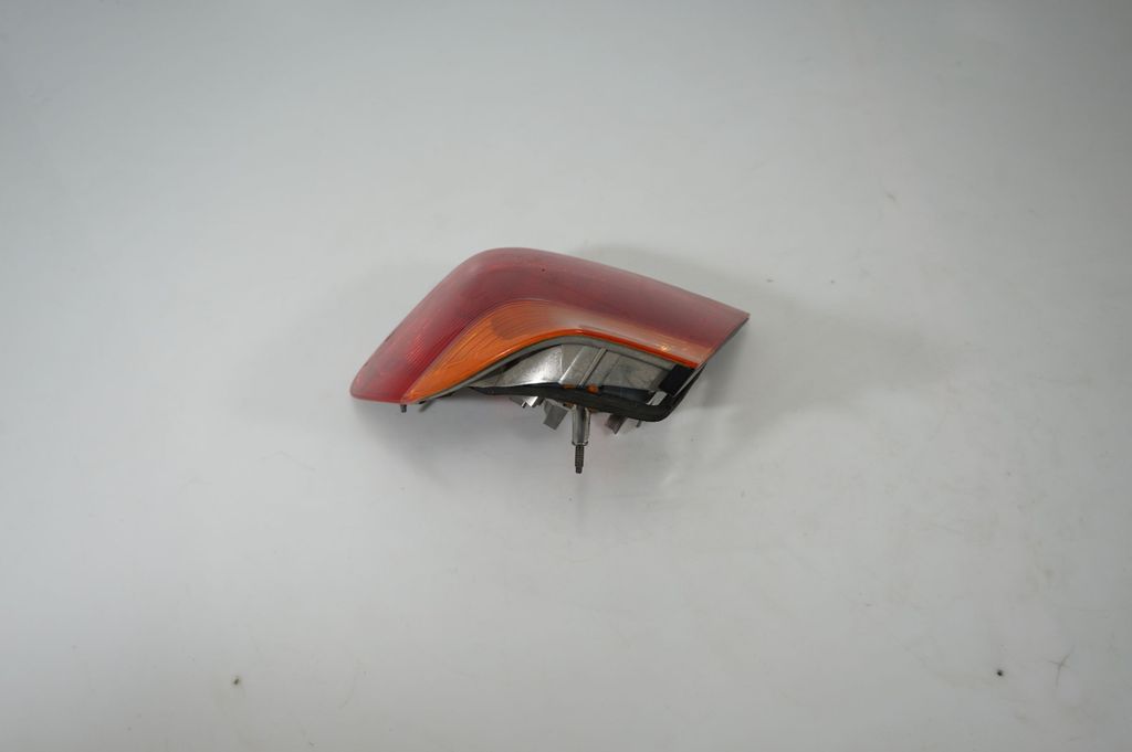 Rear/tail lights (3)