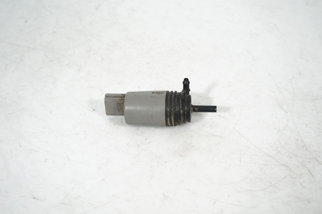 Windscreen/windshield washer pump (5)