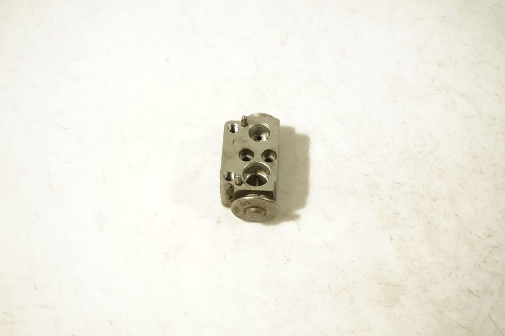 Air conditioning (A/C) expansion valve (2)