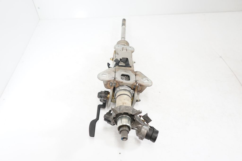 Steering wheel axle (5)