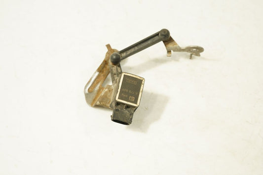Headlight/headlamp level sensor