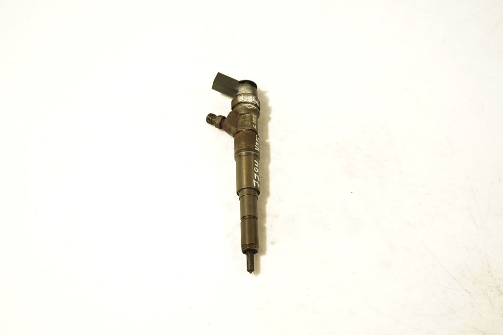 Fuel injector (5)