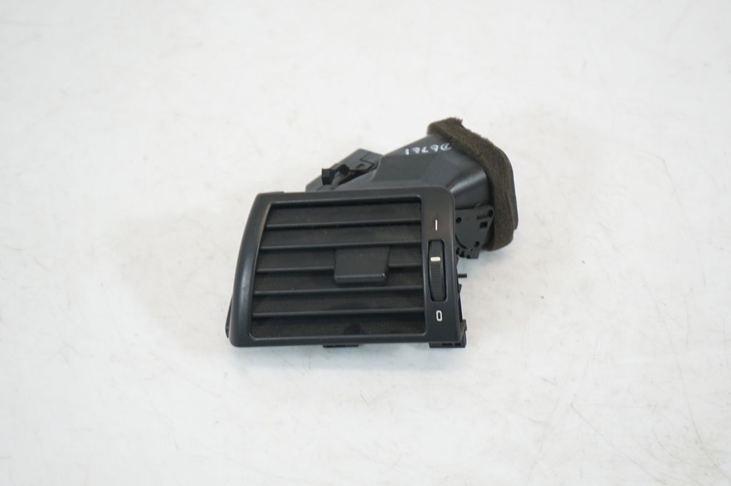 Dashboard side air vent grill/cover trim