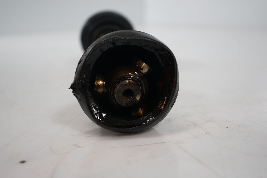 Front driveshaft (2)