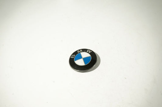 Manufacturer badge logo/emblem