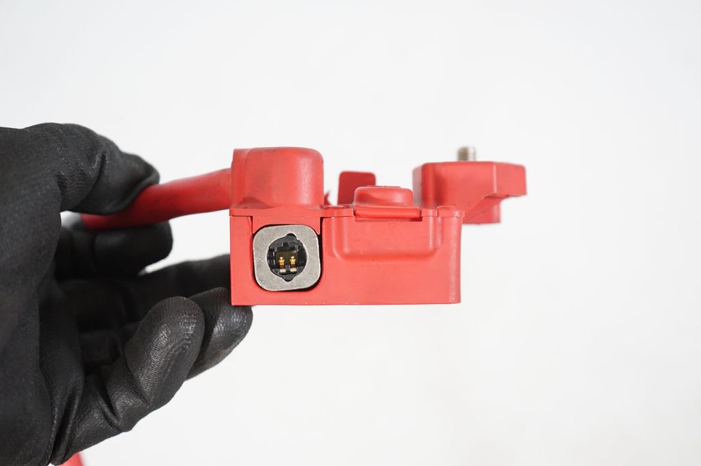 Positive cable (battery) (7)