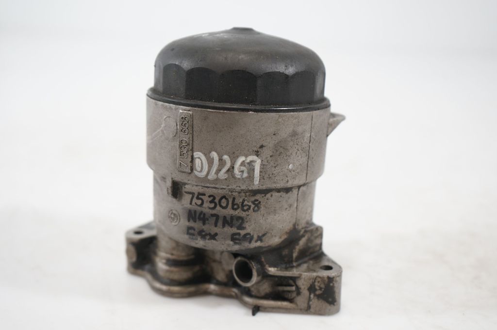 Oil filter mounting bracket (8)