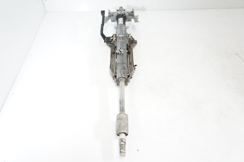 Steering wheel axle (4)