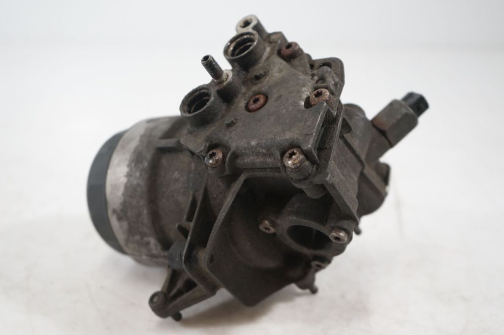 Oil filter mounting bracket (6)