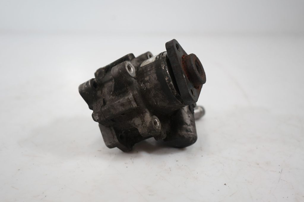 Power steering pump (7)