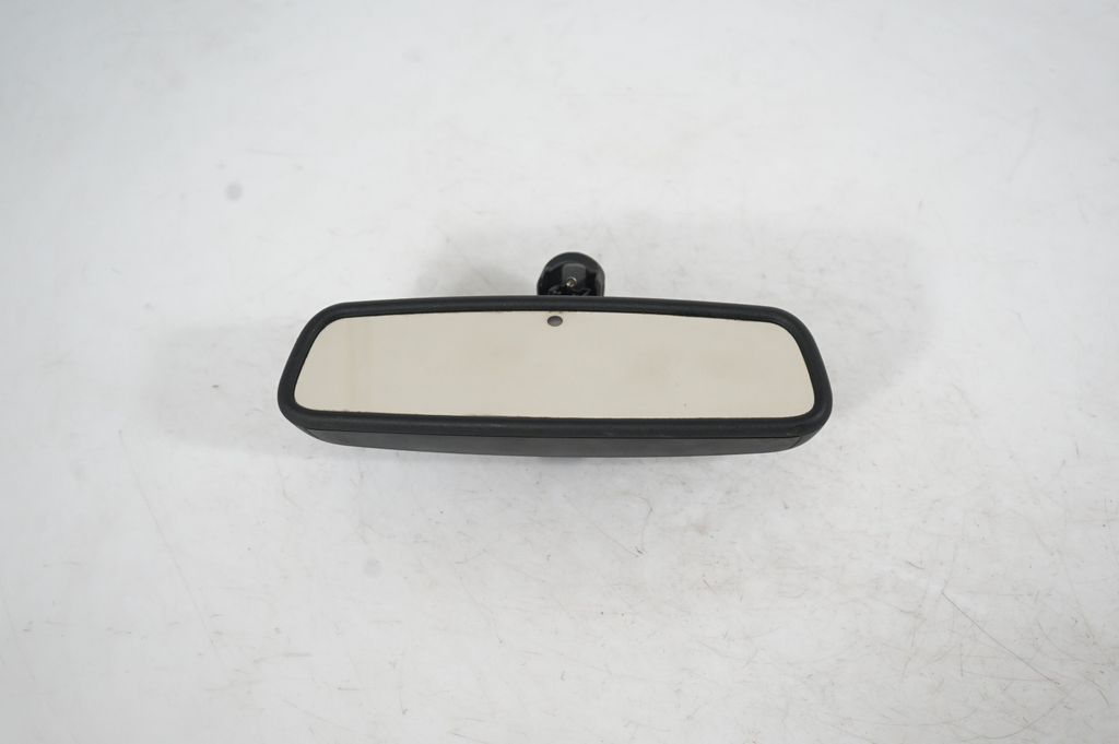 Rear view mirror (interior)